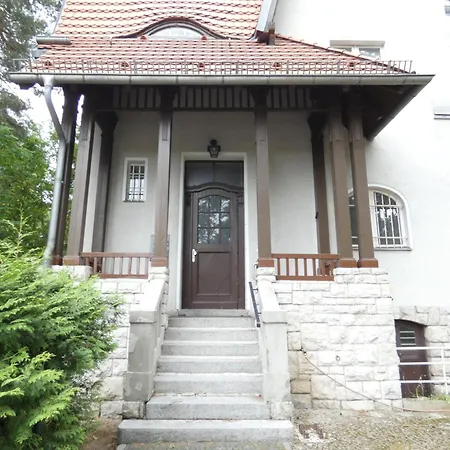 3 Bett In Mit Gemeinschaftsbad Kwatera prywatna *