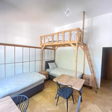 3 Bett In Mit Gemeinschaftsbad